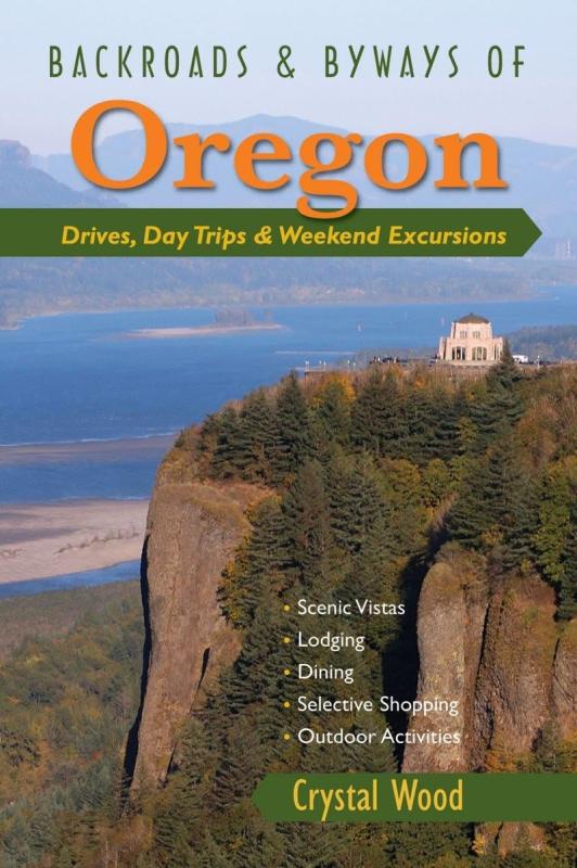 Photo of the Vista House on the Oregon side of the Columbia River Gorge