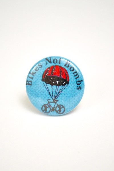 Button: Bikes not Bombs