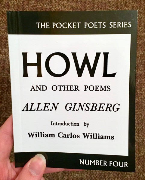 Howl and Other Poems (City Lights Pocket Poets, No. 4)