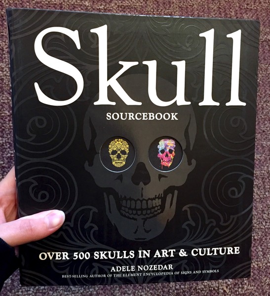 Skull Sourcebook: Over 500 Skulls in Art & Culture